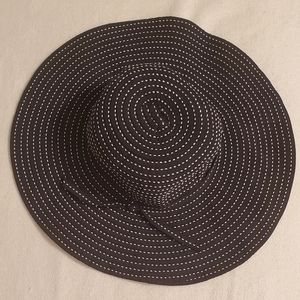 Beach hat